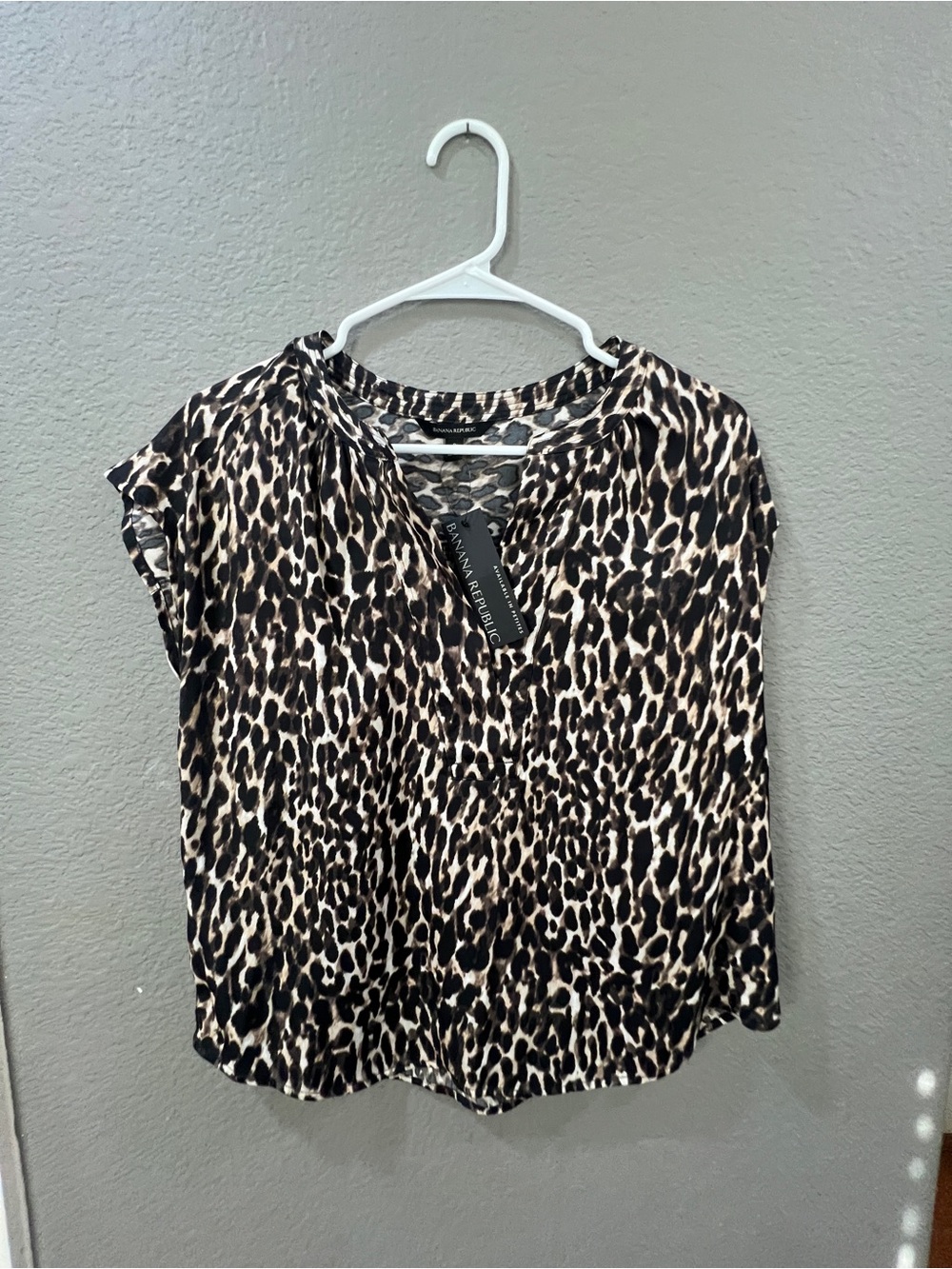 Banana Republic Animal Print Small